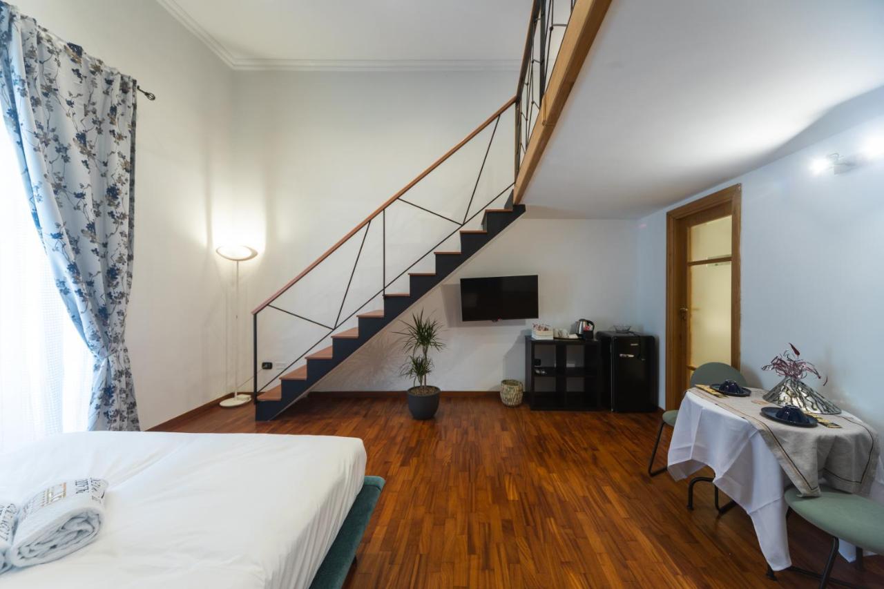 Palazzo Il Convento Luxury Umberto I Bed and Breakfast Neapel Exteriör bild