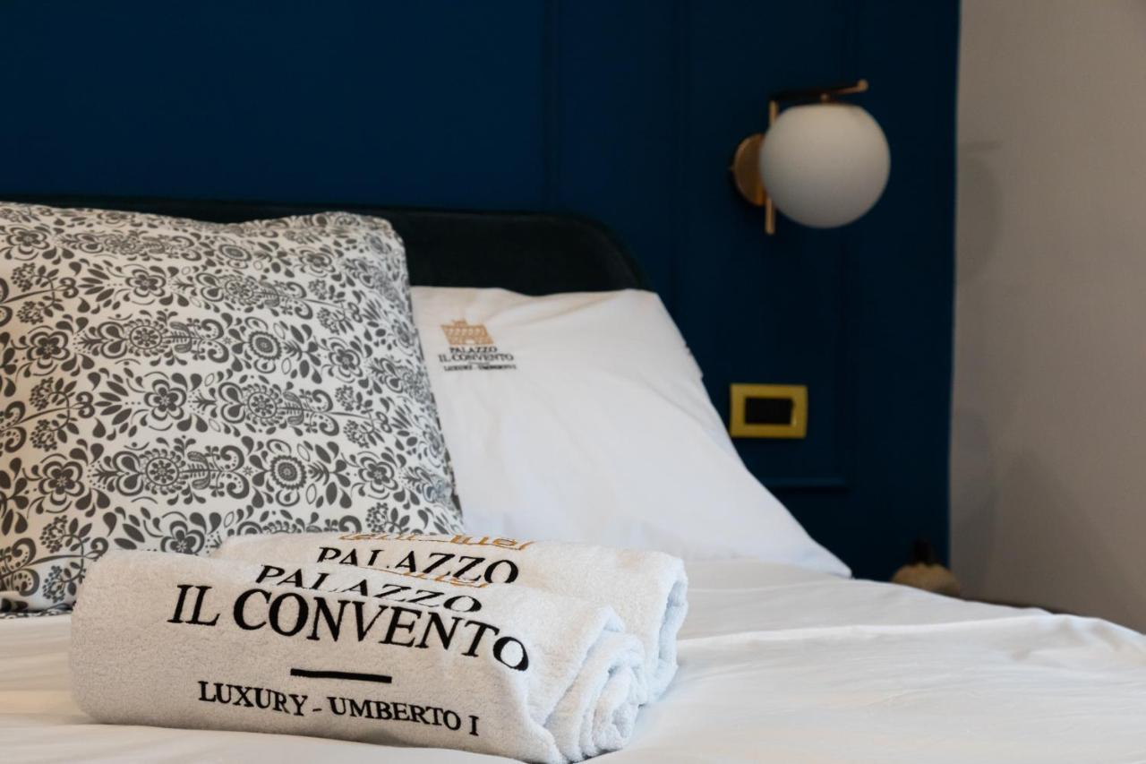 Palazzo Il Convento Luxury Umberto I Bed and Breakfast Neapel Exteriör bild